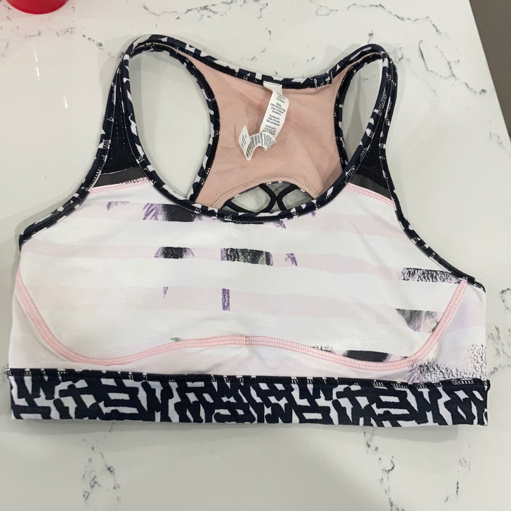 Lululemon sports bra. Size 8. Worn once